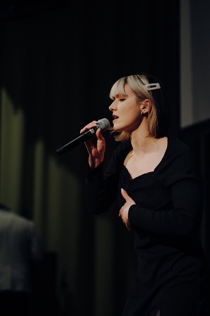 240203-TANAKA-Talentshow-EllaBoerner-182