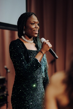 240203-TANAKA-Talentshow-EllaBoerner-201